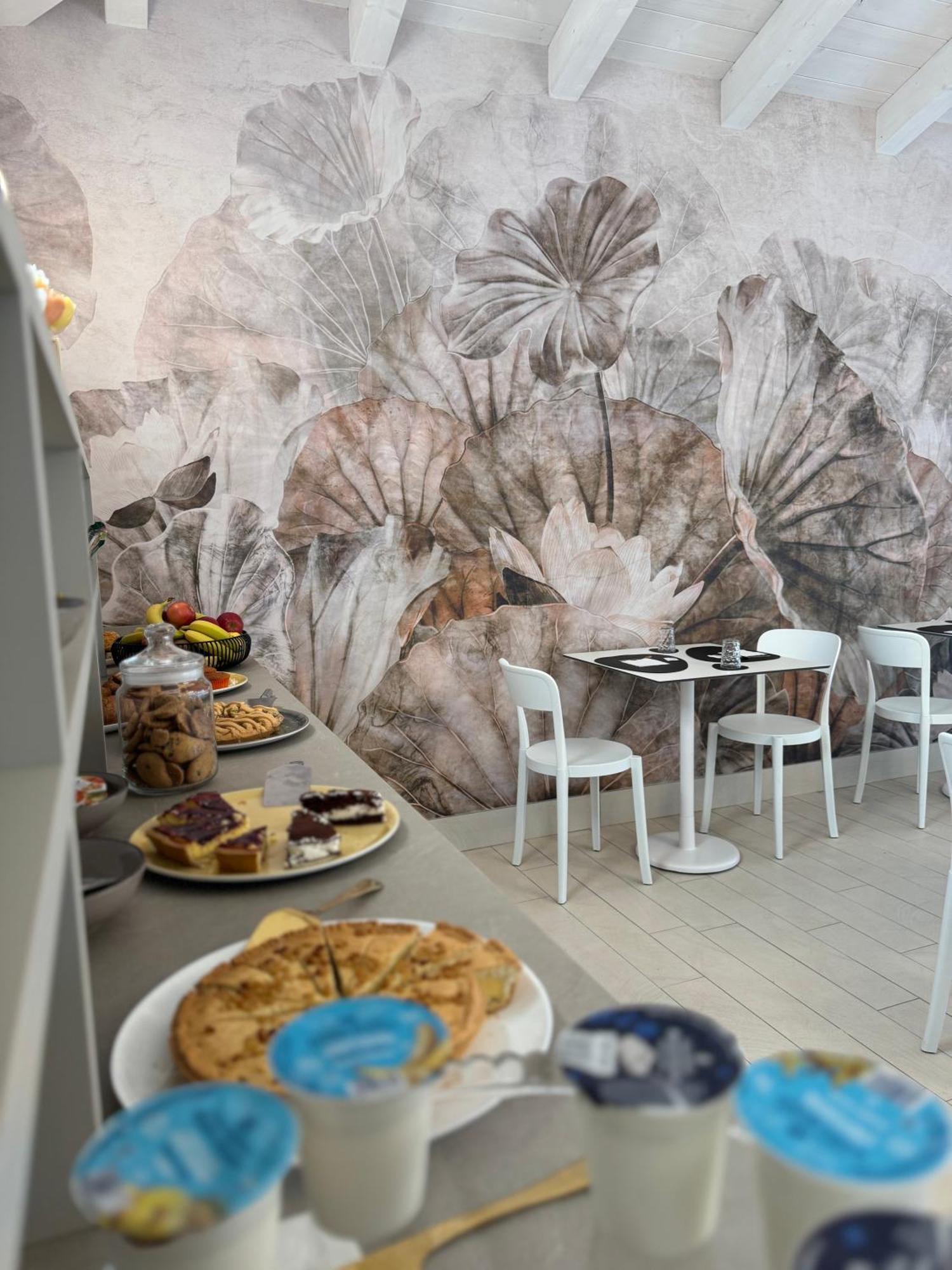 Hotel Villa Mary Santa Maria Di Sala Εξωτερικό φωτογραφία