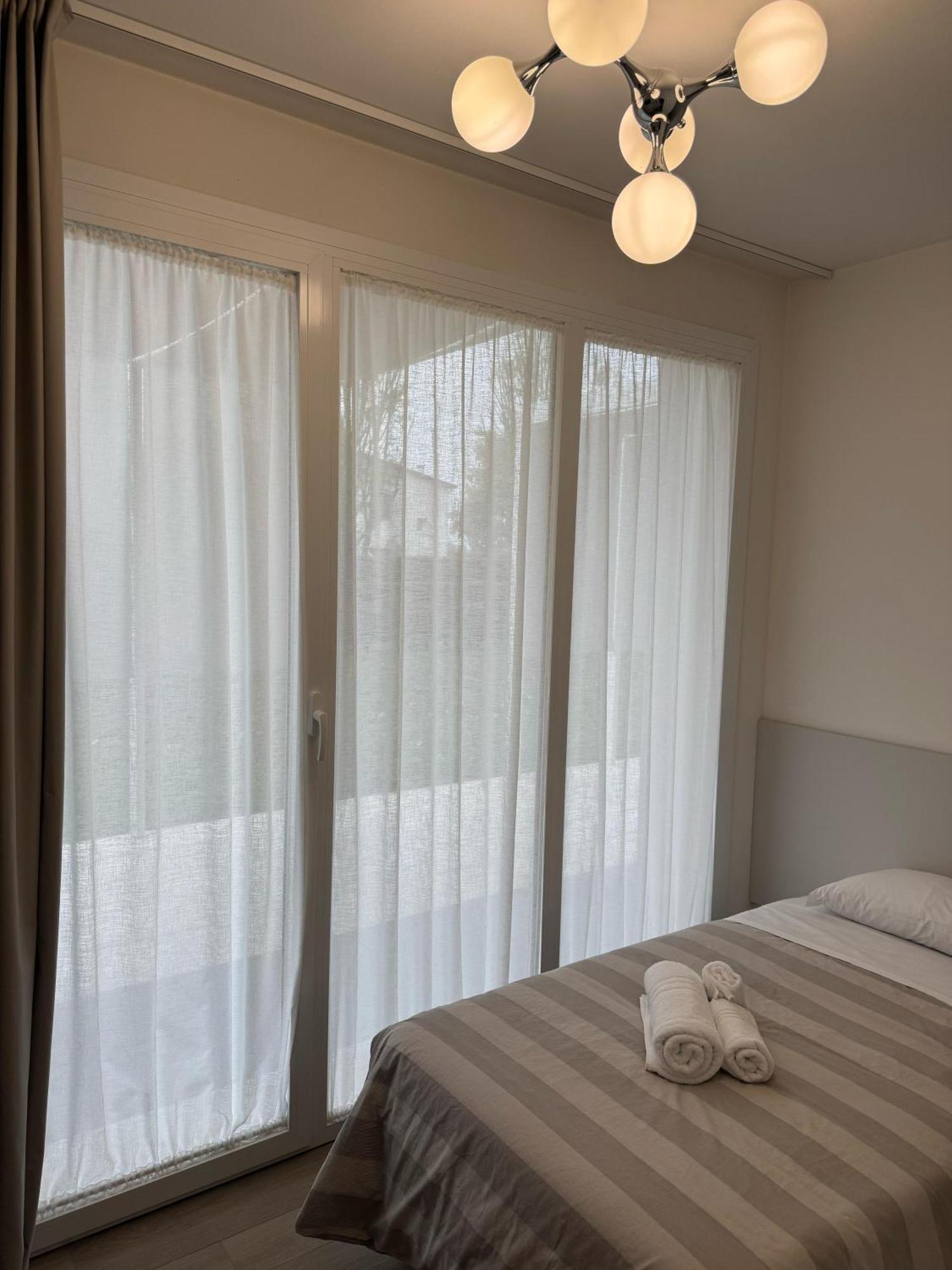 Hotel Villa Mary Santa Maria Di Sala Εξωτερικό φωτογραφία