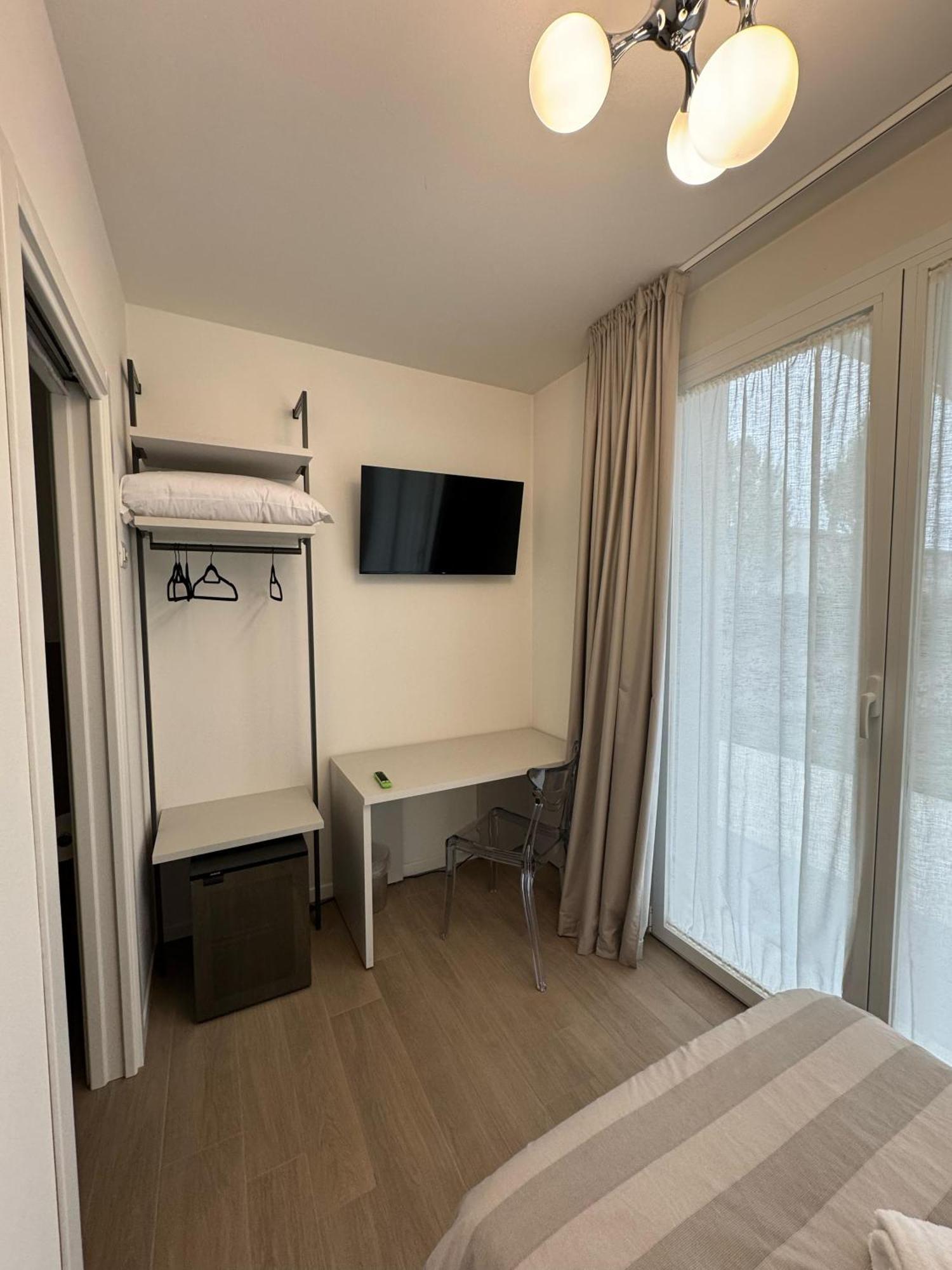 Hotel Villa Mary Santa Maria Di Sala Εξωτερικό φωτογραφία